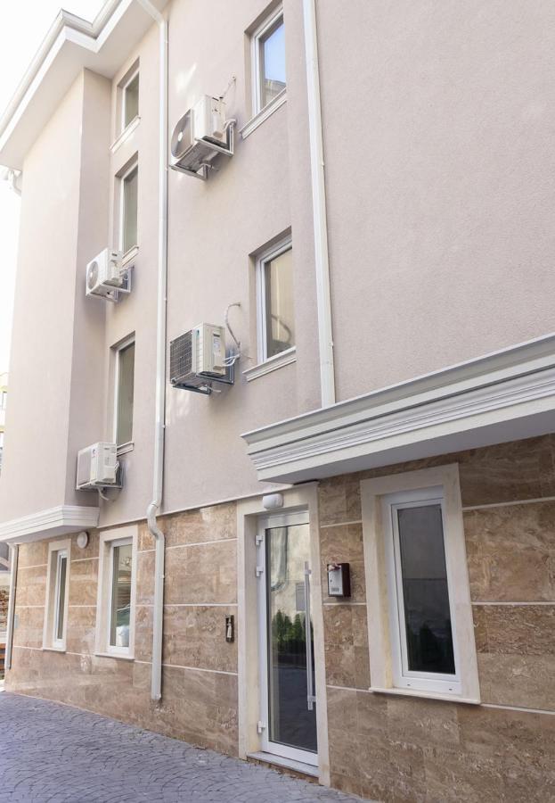 Acrylic & Pastel Apartments Варна Экстерьер фото